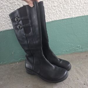 Keen Black Leather Boots